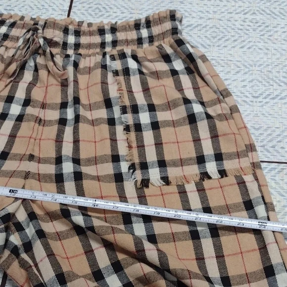 JODIFL Plaid Pants Wide Leg in Beige and Black - Picture 7 of 12